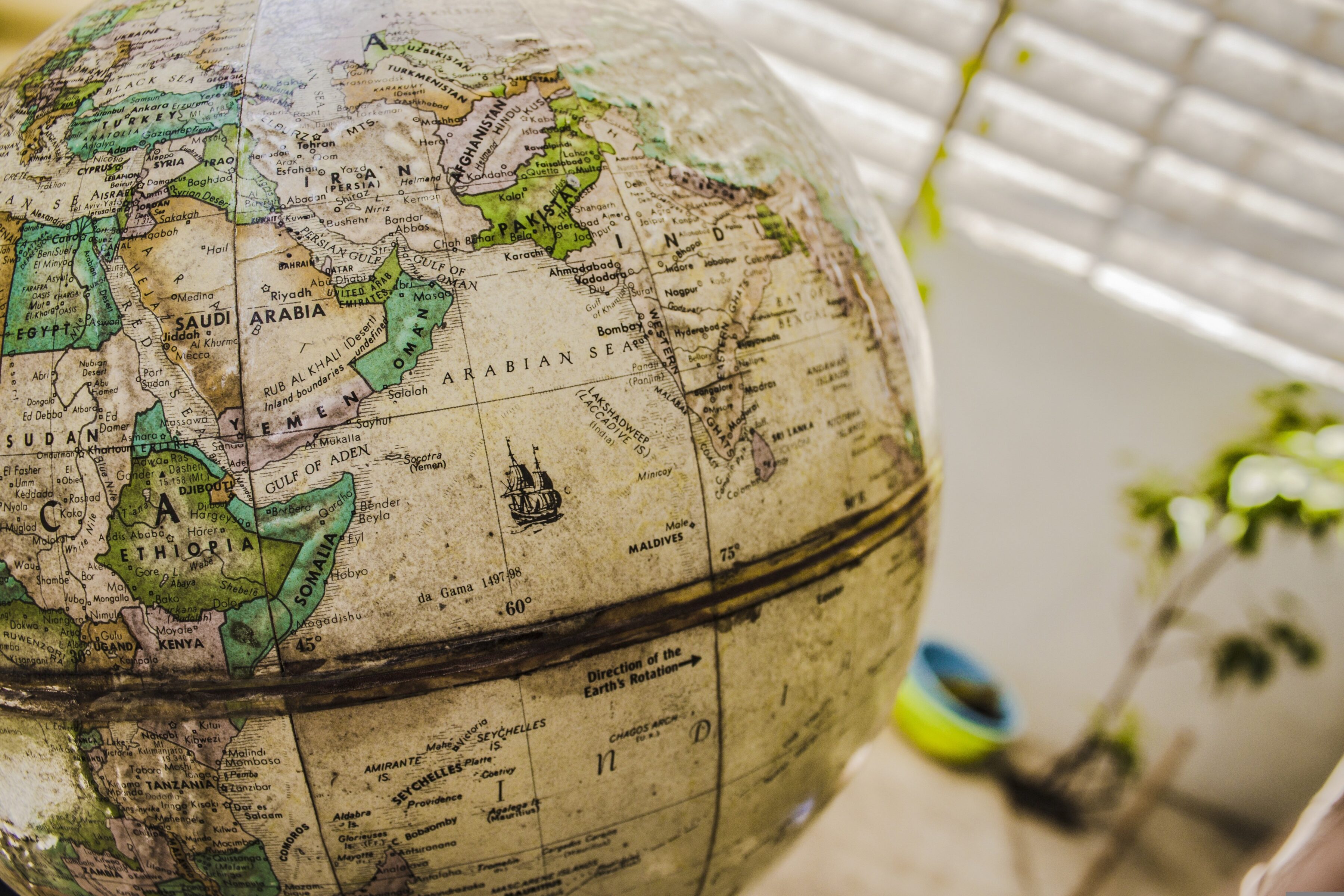 Mapas e bandeiras<br>(Tecido Canvas)
